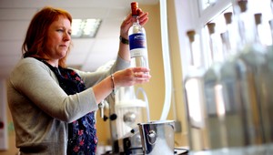 Smrtiaca fľaša. Muž (†43) nestihol ani oslepnúť