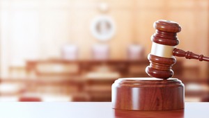 Súd uznal poisťovňu vinnou z usmrtenia z nedbanlivosti. Zamestnanec spáchal samovraždu