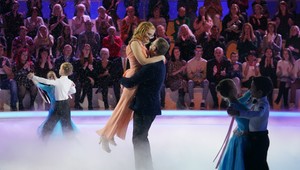 Vianočný valčík zo Siedmeho neba vháňal slzy do očí: Tanec ako vystrihnutý z rozprávky!