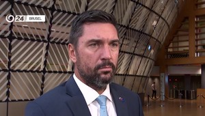 Tlačová beseda ministra Takáča o suchu a nedostatku hnojív