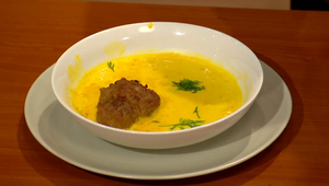 Tekvicovy prívarok s pečenou fašírkou