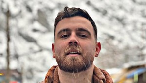 Irán v tichosti popravuje demonštrantov? Mužovi dali desať minút na rozlúčku a popravili ho bez súdu