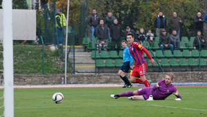 Pôsobil v niekoľkých kluboch, no na Slovensku sa príliš nepresadil