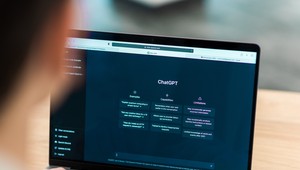 ChatGPT by sa po zániku ľudstva zničil sám: Stratil by zmysel