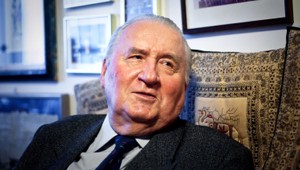 Bývalý prezident Michal Kováč skončil v nemocnici, jeho stav je stabilizovaný