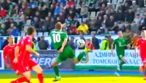 Óda na futbal! Geniálna pätička! Keď je prihrávka oveľa krajšia než gól...