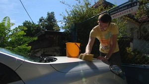 Ako to nespackať: Môže sa auto umývať na parkovisku?