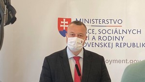 Možnosti sporenia v treťom dôchodkovom pilieri by sa mali rozšíriť