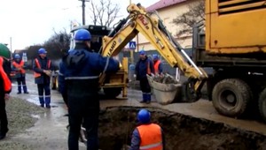 V Prešove sa prepadla cesta, dopravu odklonili