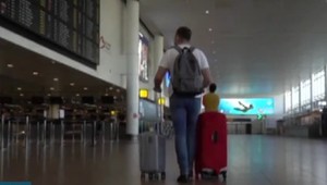 Krízový štáb uvažuje o kontrole, či dovolenkár neodišiel zo zelenej krajiny do červenej