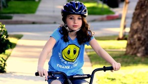 Poľovník trafil namiesto líšky Lucku (12) na bicykli!