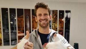 Grosjean ukázal popáleniny. Vzhľadom na nehodu, banalita