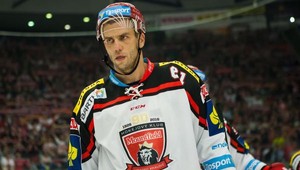 Kukumberg hviezdou na Spenglerovom pohári proti Jekaterinburgu