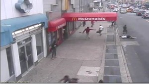 Bezpečnostné kamery zachytili streľbu