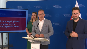 Tlačová beseda ministra Tomáša: Rovnosť platov v praxi