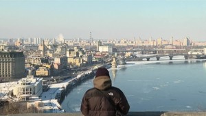 Naživo z Ukrajiny: Noc bez sirén je v Kyjeve výnimočná, vojna ľudí mení