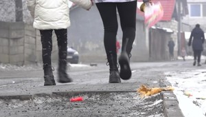 Trieda tehotných deviatačiek aj nedostatok vody: Prieskum odhalil šokujúce skutočnosti o osadách