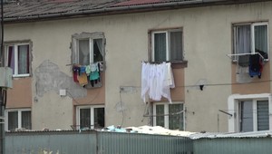 Jeden za mrežami, druhý na psychiatrii: Agresori terorizovali ženy