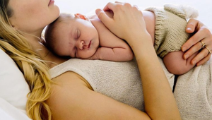 Najväčšie prekvapenie! Krásna herečka sa pochválila bábätkom, o ktorom nikto netušil!