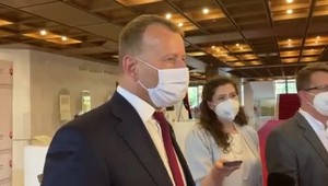 Igor Matovič si vie predstaviť koalíciu bez Borisa Kollára. Iste, ak by koalícia nevisela na šnúrke od jeho gatí, reaguje odborník