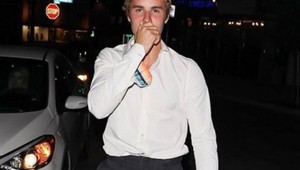 Bieber sa dal pretetovať, fanúšikovia mu to nedarovali