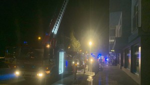 Požiar v bytovke: Dôchodkyňa za dverami bytu nejavila známky života