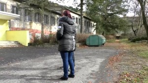 Na učiteľku zaútočila matka šesťročnej žiačky. Tvrdila, že jej dcéru na hodine zbila