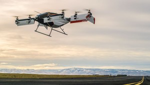 Paríž chce hostí olympiády rozvážať autonómnymi lietajúcimi taxi na baterky
