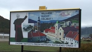 Bilbordy naštvali cirkev. Pozrite sa...