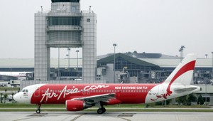S našimi pilotmi sa nestratíte, napísala AirAsia. Teraz oľutovala
