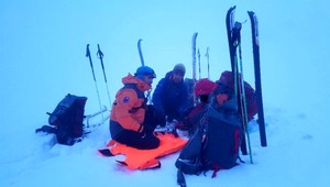 Poliak sa zranil v Tatrách, záchranná akcia trvala 3 hodiny