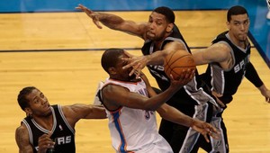 San Antonio uspelo v predĺžení a postúpilo do finále