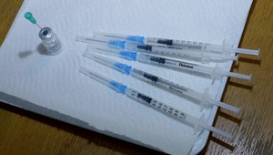 Nedá sa vám zaregistrovať na tretiu dávku očkovania proti Covid-19? Nepanikárte, odkazuje NCZI