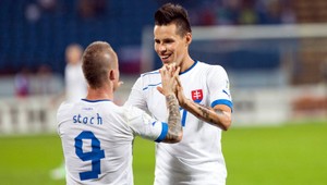 Do Belgicka neprišli slovenskí futbalisti za históriou...