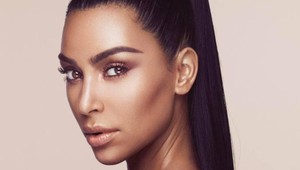 Kim Kardashian radikálne skrátila vlasy: Nový účes jej vážne sekne, súhlasíte?
