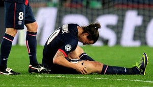 Rana pre PSG! Ibrahimovič vynechá odvetu štvrťfinále LM