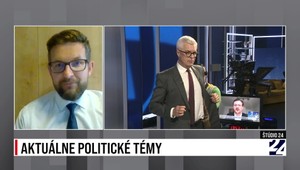 Politológ o aktuálnych politických témach