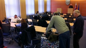 Záznam tlačovky o poprave Valka. Právnikovi prestrelili srdce...