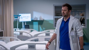 V seriáli Nemocnica hviezdi sexi Alexander Bárta