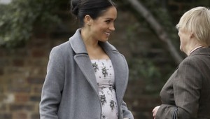 Tehotná vojvodkyňa otca nerieši, venuje sa kráľovským povinnostiam