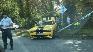 Najprv Danko potom Gašpar: Riaditeľ SIS mal nehodu. Zdemoloval stĺp verejného osvetlenia