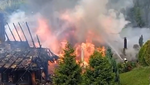 Požiar bez obetí: Plamene pohltili desiatky izieb aj recepciu, zachránil sa wellness