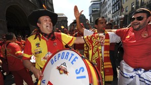 Španieli chcú holé hlavy