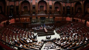 Talianska opozícia podala k ústave 82 miliónov pozmeňovacích návrhov