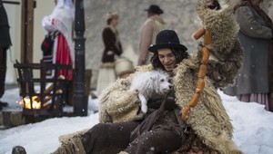 Perinbaba a dva svety príde do kín v roku 2021! Túto zimu však prichádza s darčekom