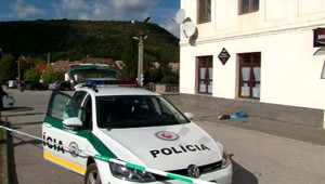 Muža, ktorý mal podrezať svoju družku obvinili