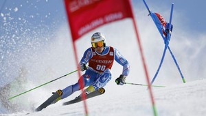 Adam Žampa sa v obrovskom slalome tlačil do dvadsiatky