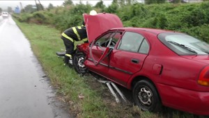 Na cestách úradoval alkohol. Vodič s takmer 3 promile sa zrazil s rodinou s 2 deťmi