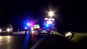 Nehoda vo Fekišovciach. Zranili sa traja mladí ľudia