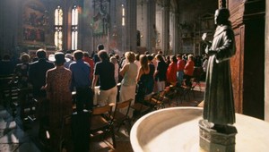 Zlodej počas omše vykradol faru. Odniesol si viac ako 6000 eur